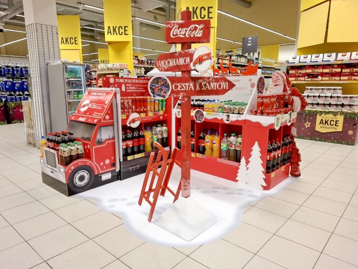 13Coca_Cola_SiS_LED_Ahold_20241218_090435 1 oprava.jpg